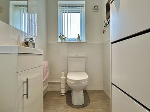 Downstairs W.C.- click for photo gallery